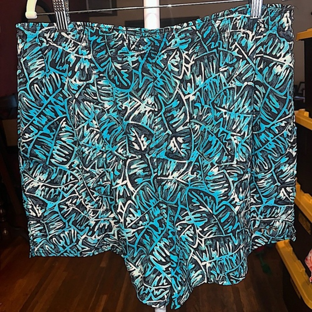TYR Sport Men’s‎ Large Swim Trunk Shorts Size M